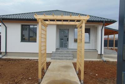 FARA COMISIOANE casa 3 camere PARTER + pod terasa camera tehnica LA CHEIE - 2