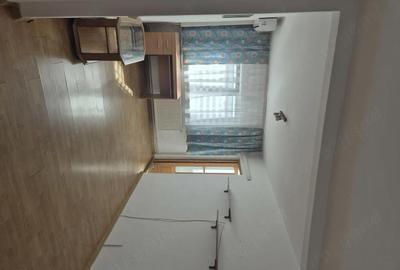 Apartament cu 4 camere decomandat în Central - 5