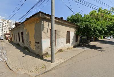 Teren Construcții intravilan de 300 mp, în Central - 1