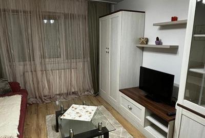 Apartament cu 2 camere semidecomandat în Decebal