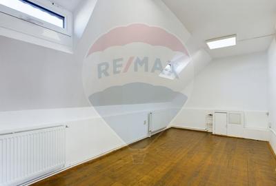Vila renovata - nemobilata Berceni/ Metrou Eroii Revolutiei - 9