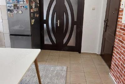 Apartament cu 3 camere decomandat în Orizont - 2