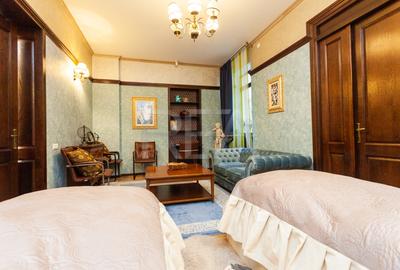 Apartament cu 6 camere decomandat, mobilat în Armeneasca - 12