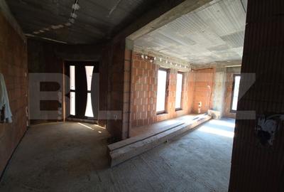 Teren 10 ari cu casa la rosu 240 mp, plus garaj-Valea Rusului, panorama oras - 4