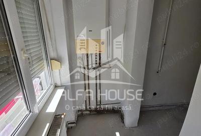 Garsonieră decomandată în Central - 4