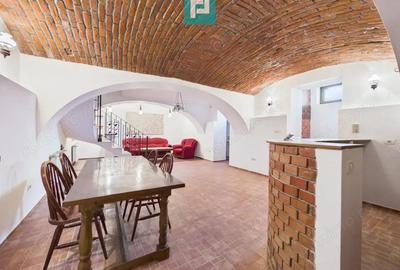 Apartament pe 3 niveluri - ultracentral, Arad - 13