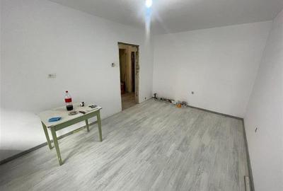 Apartament cu 2 camere decomandat în Alexandru Obregia - 3