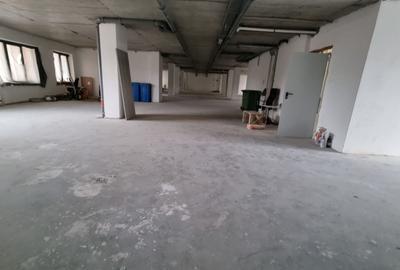 Spațiu comercial, de 717 mp, în Aviatorilor - 2