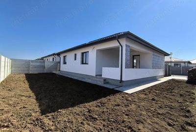 Vila parter 4 camere + Teren 380mp | Incalzire Pardoseala COMISION 0% - 3