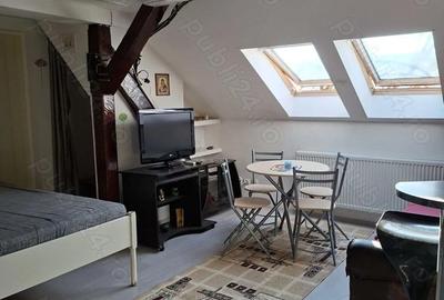 Garsonieră decomandată în Central - 4