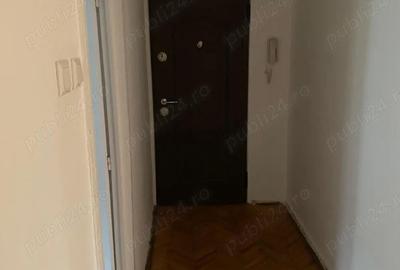 Apartament cu 3 camere decomandat în Central - 2