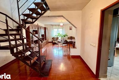 Casă cu 6 camere cu Teren 1000 Mp în Miroslava - 3