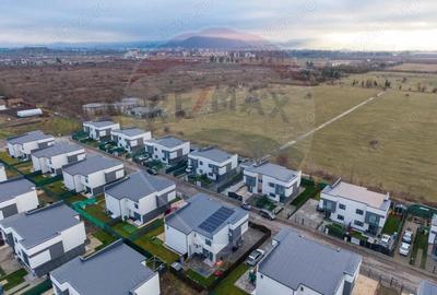 Apartament nou mobilat utilat 3 camere + curte - 14