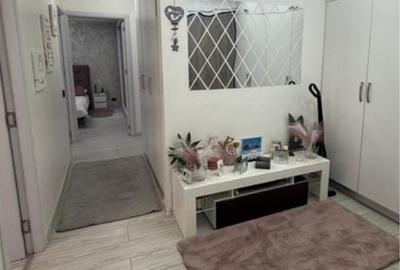 Apartament cu 3 camere decomandat, mobilat în Central - 1
