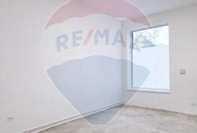 Spațiu comercial, de 37.2 mp, în Eroii Revoluției - 2
