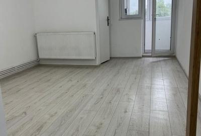 Garsonieră decomandată în Central - 3