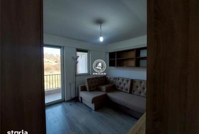 Garsonieră decomandată în Bucium - 2