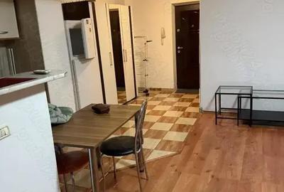 Garsonieră semidecomandată în Vitan