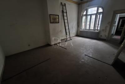 Casă cu 13 camere cu Teren 251.10000610352 Mp în Aviatorilor - 5