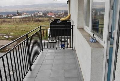 Apartament cu 3 camere decomandat, mobilat în Florești - 7