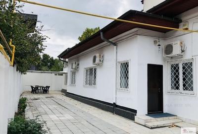 Casă individuală cu 5 camere cu Canalizare în P-ța Muncii - 1