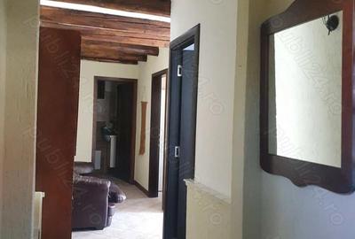 Casă cu 2 camere cu Teren 60 Mp în Codlea - 2