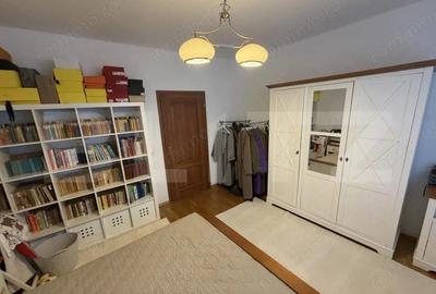 Casă cu Teren 1000 Mp în Central