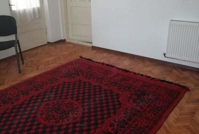 Vand casa cocheta ?i padure - 8