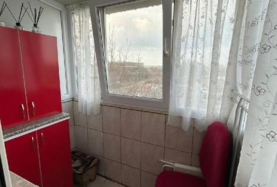 Garsonieră semidecomandată în CET - 5