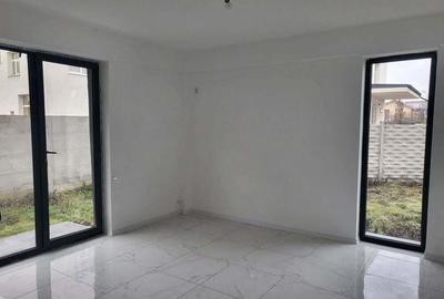 Case insiruite cu predare luna Mai Case insiruite cu predare luna Mai - 1