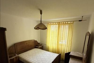 Basarabia - Chisinau  vanzare ap. 3 camere dec - 1