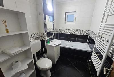 Apartament cu 3 camere decomandat în Central - 2