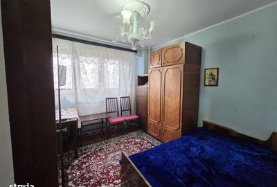 Apartament cu 2 camere decomandat în Micro 18