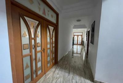 Casă cu 7 camere cu Teren 200 Mp în Ferentari - 10