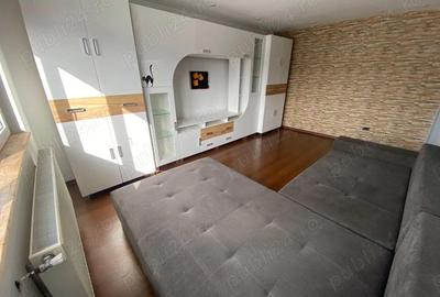 Apartament cu 2 camere decomandat în Piața Centrală - 6