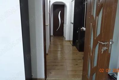 Apartament cu 2 camere decomandat în Central - 2