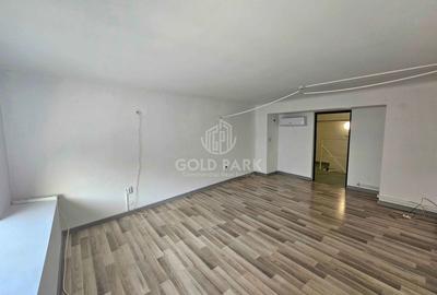 Spațiu comercial, de 92 mp, în Ultracentral - 11
