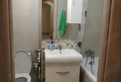 Garsonieră decomandată în Gorjului