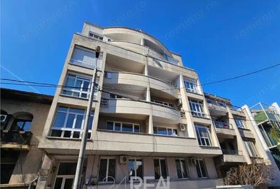 Spațiu comercial, în Aviatorilor - 5