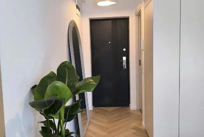 Apartament cu 3 camere semidecomandat în Central - 2
