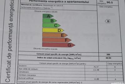 Apartament cu 3 camere semidecomandat în Tomis Nord - 9