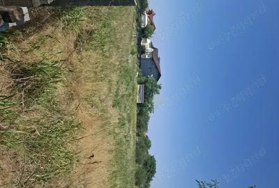 Teren de 2525 mp, în Aurora - 2