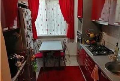 Garsonieră decomandată în Soarelui