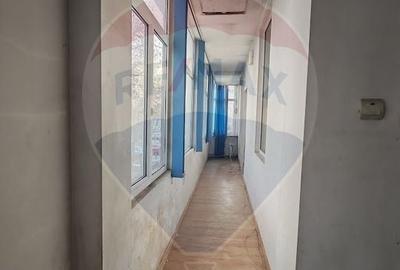 Birou, de 350 mp, în Ultracentral - 4