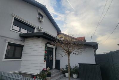 Casă cu 4 camere în Central - 6