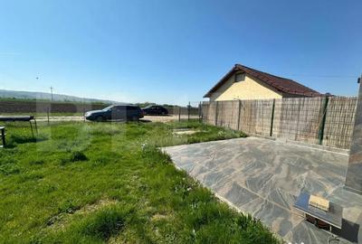 Casă cu 3 camere cu Teren 500 Mp în Central - 2