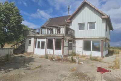 Spațiu comercial, de 198 mp, în Central - 5