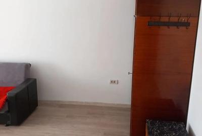 Garsonieră decomandată în Roșu - 8