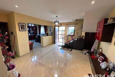 Casă cu 5 camere în Vânători - 2