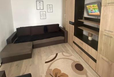 Garsonieră decomandată, mobilată în Astra - 3